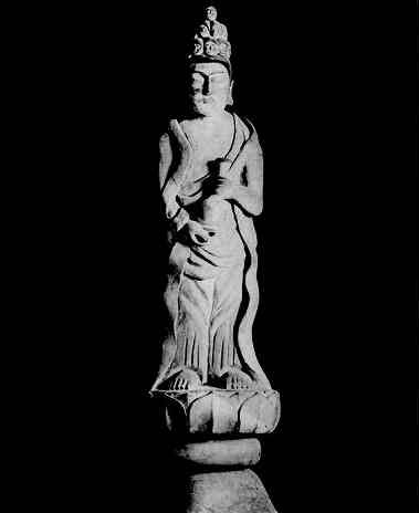 Jūichimen Kannon Bosatsu, Sōmiya-ji. Source: Yanagi (1925) photo book, no. 18
