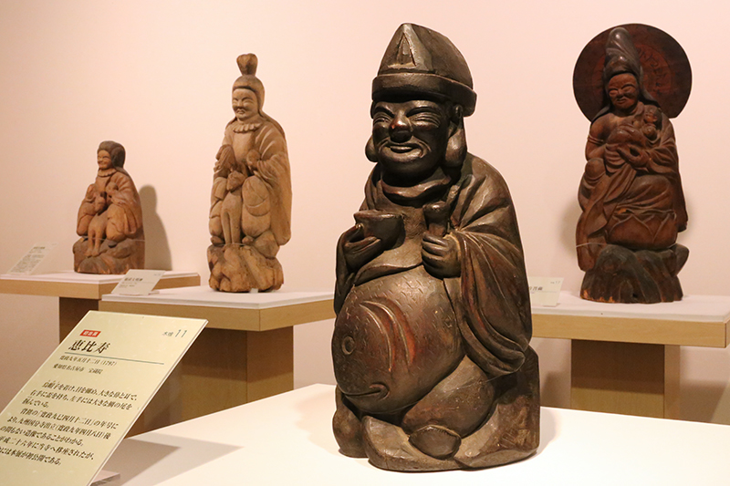 Mokujiki Ebisu sculpture